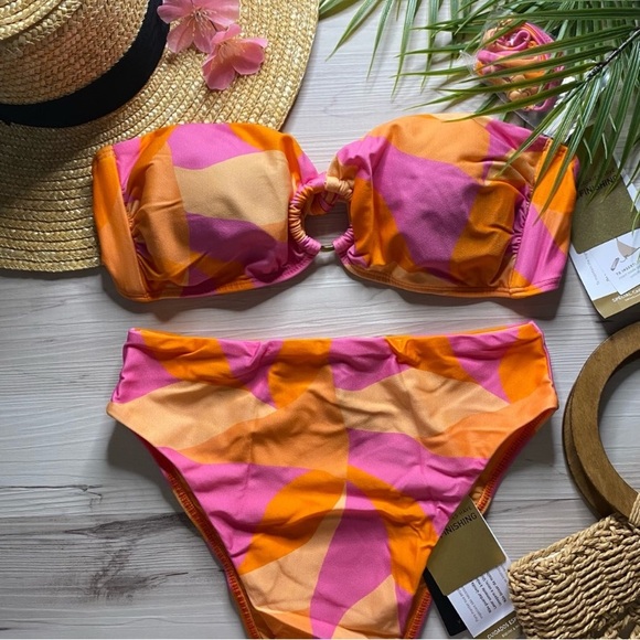 Vix Greta Ring Bandeau Bikini Top | Gigi Hot Pants Bottom - Picture 3 of 14